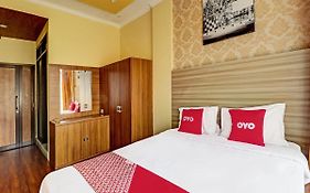 OYO 812 Hotel Tirta Bahari